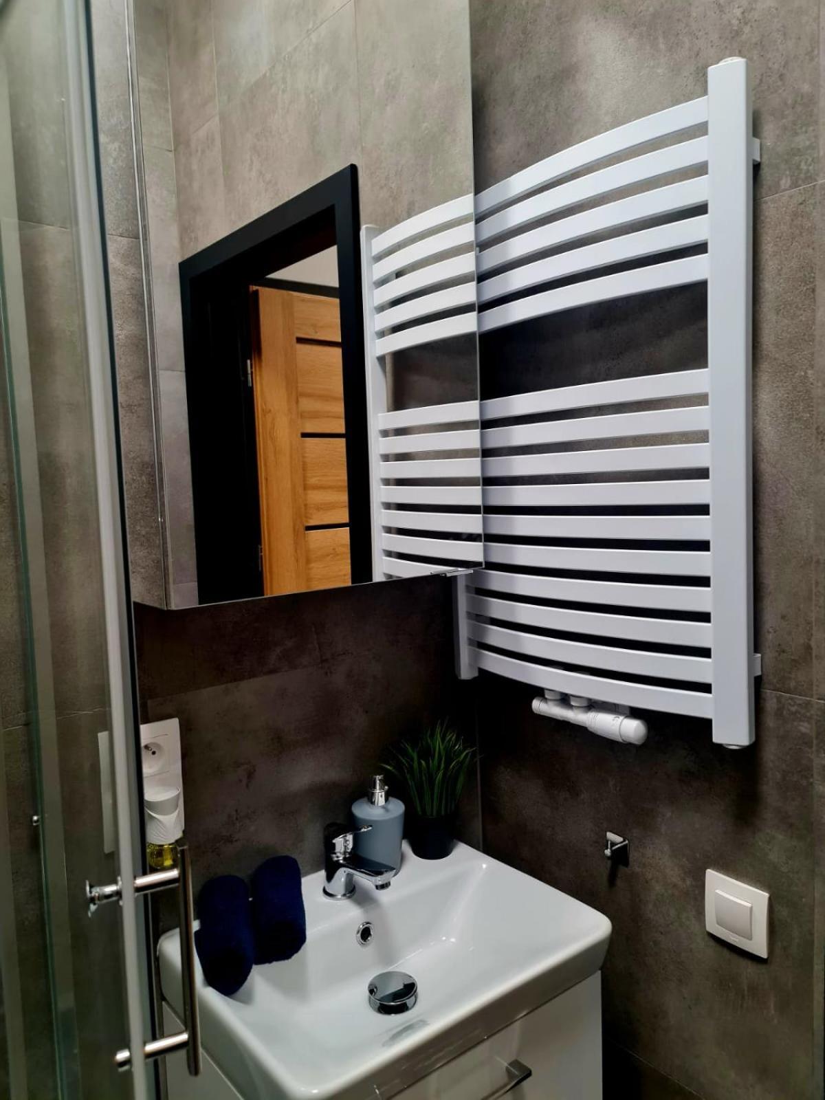 Hola Apartamenty Piotrkowska Łódź Dış mekan fotoğraf