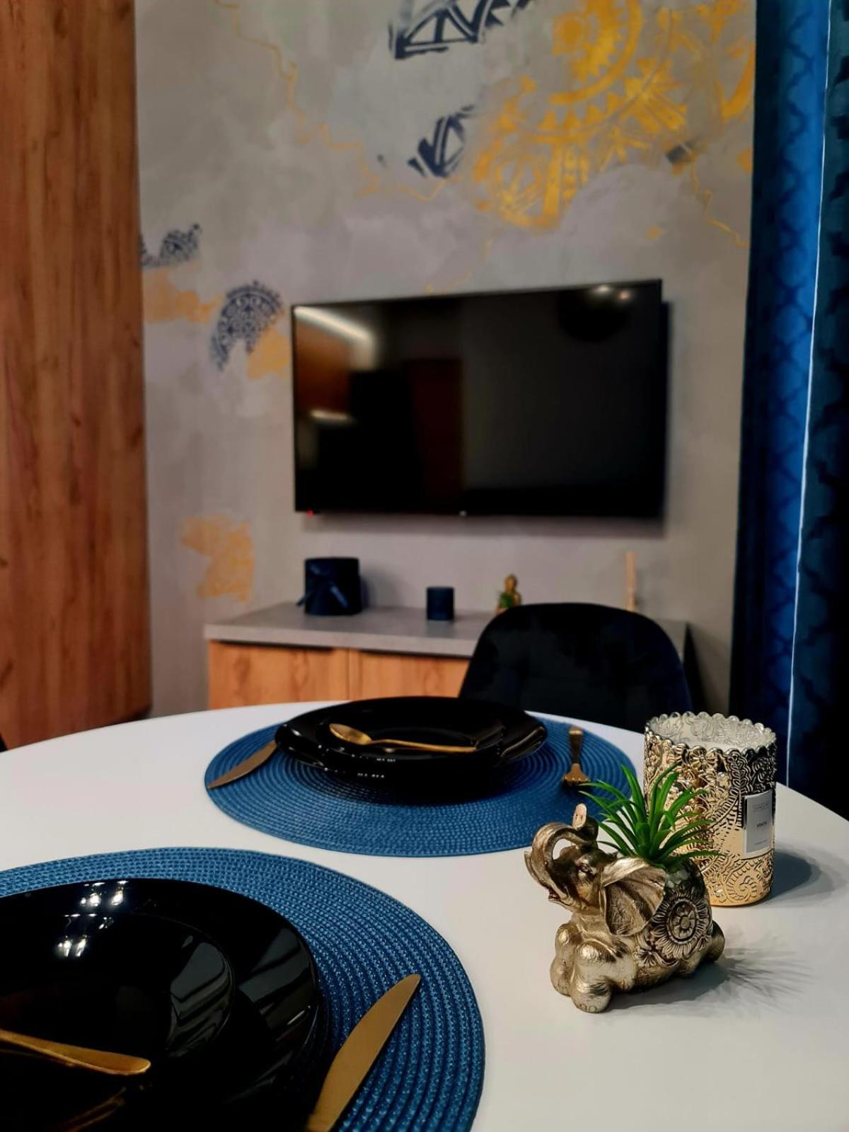 Hola Apartamenty Piotrkowska Łódź Dış mekan fotoğraf